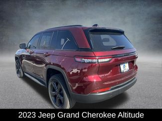 Used 2023 Jeep Grand Cherokee Altitude video 3