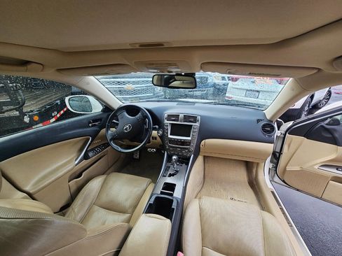 Used 2006 Lexus IS 350 image 16