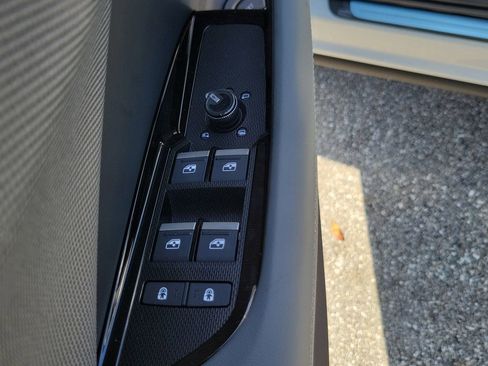 New 2026 Audi Q3 quattro 2.0T image 21