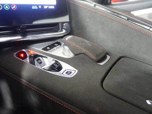 Used 2020 Chevrolet Corvette Stingray Premium Cpe w/ 3LT Preferred Equipment Group image 22