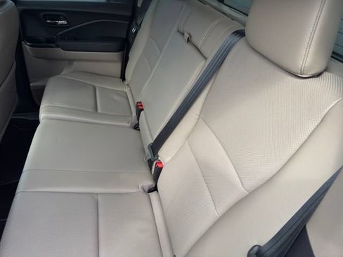 Used 2019 Honda Ridgeline RTL-T image 9