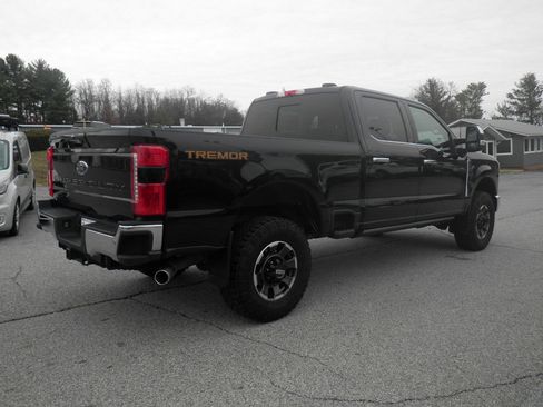 Used 2023 Ford F350 Lariat w/ Lariat Ultimate Package image 7