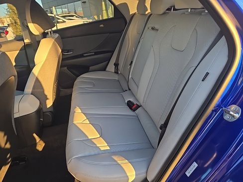 New 2026 Hyundai Elantra Limited image 11