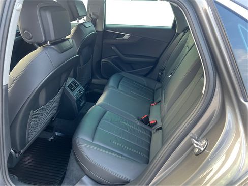 Used 2020 Audi A4 2.0T Premium w/ Convenience Package image 11