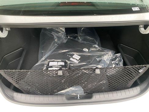 New 2026 Hyundai Elantra Blue image 10