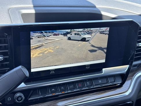 Used 2023 Chevrolet Silverado 1500 LT RWD image 18