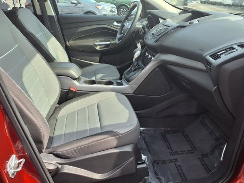 Used 2014 Ford Escape SE image 10