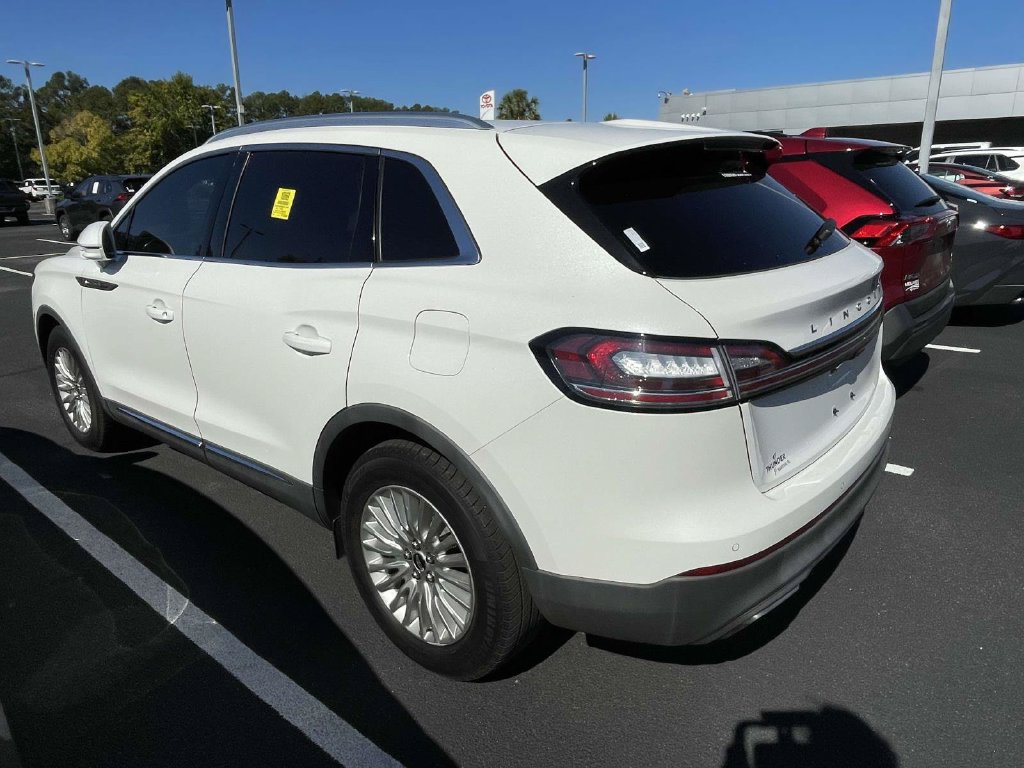 Used 2020 Lincoln Nautilus FWD image 5