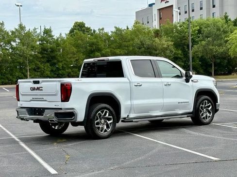 Used 2024 GMC Sierra 1500 SLT w/ SLT Premium Plus Package AWD/4WD image 8