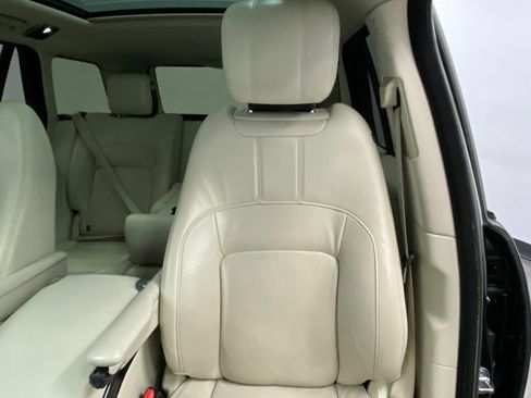 Used 2018 Land Rover Range Rover Supercharged image 22