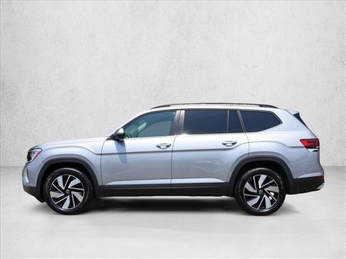 Used 2026 Volkswagen Atlas SE AWD/4WD image 8