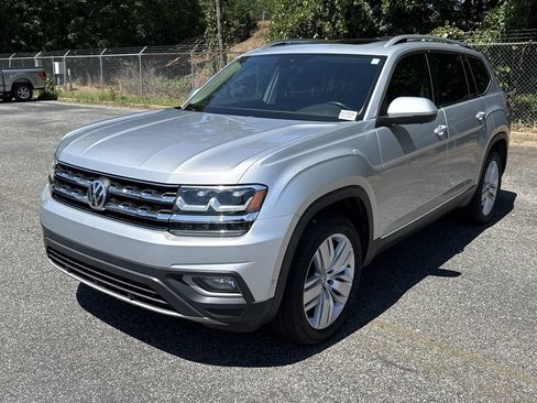 Used 2019 Volkswagen Atlas SEL Premium AWD/4WD image 3