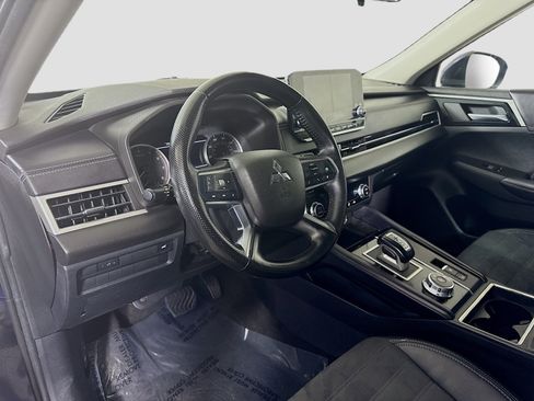 Used 2022 Mitsubishi Outlander SEL Black Edition image 23