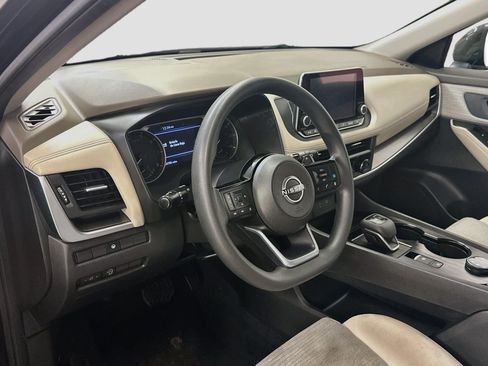Used 2023 Nissan Rogue SV AWD/4WD image 18