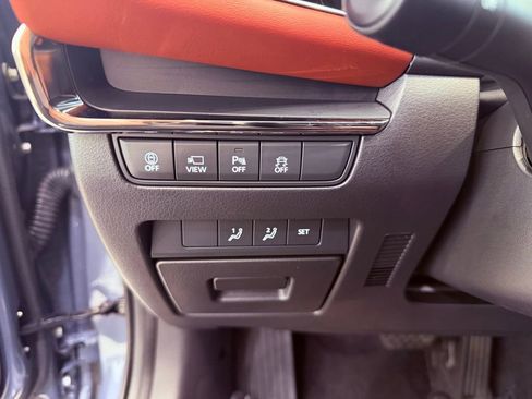 Used 2023 MAZDA MAZDA3 Hatchback w/ Appearance Package image 23