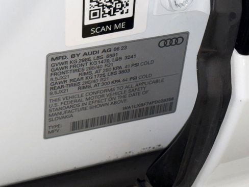 Used 2023 Audi Q7 3.0T Premium Plus w/ Premium Plus Package AWD/4WD image 22