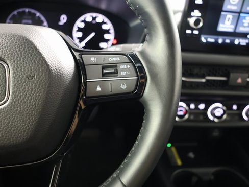 Used 2023 Honda HR-V EX-L image 18