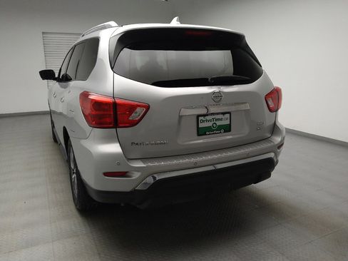 Used 2020 Nissan Pathfinder SL AWD/4WD image 6