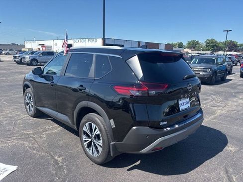 Used 2023 Nissan Rogue SV w/ SV Premium B Package AWD/4WD image 8