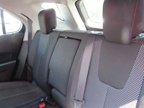 Used 2017 Chevrolet Equinox LS AWD/4WD image 18