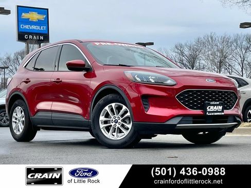 Used 2020 Ford Escape SE FWD image 1