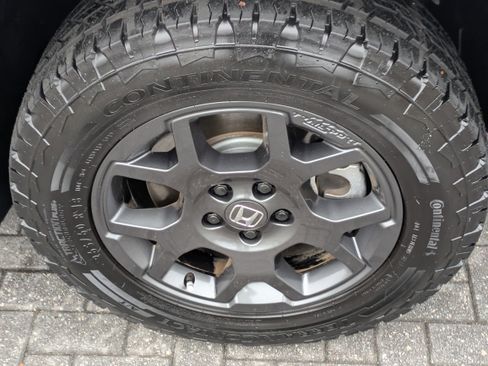 Certified 2025 Honda Pilot TrailSport image 13