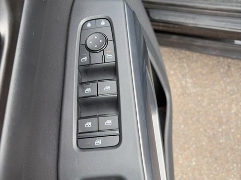 Used 2024 Nissan Pathfinder Rock Creek AWD/4WD image 13