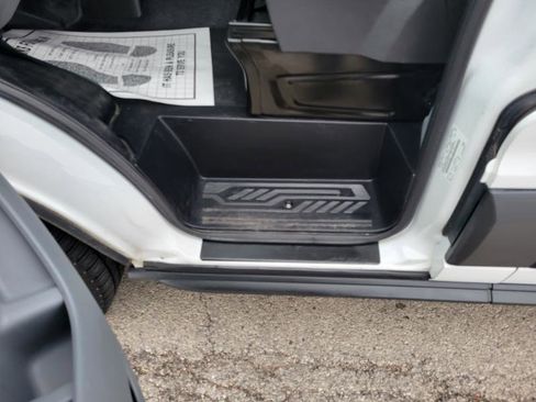 Used 2016 Ford Transit 150 XL image 19