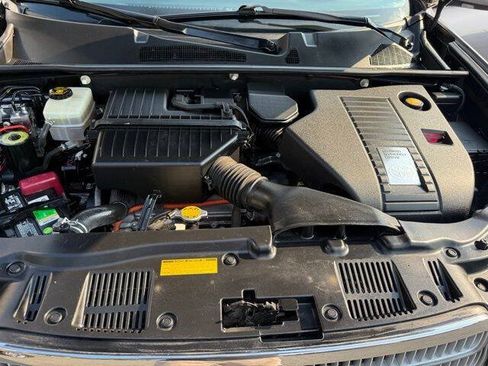 Used 2010 Toyota Highlander Limited w/ Extra Value Pkg 3 AWD/4WD image 19