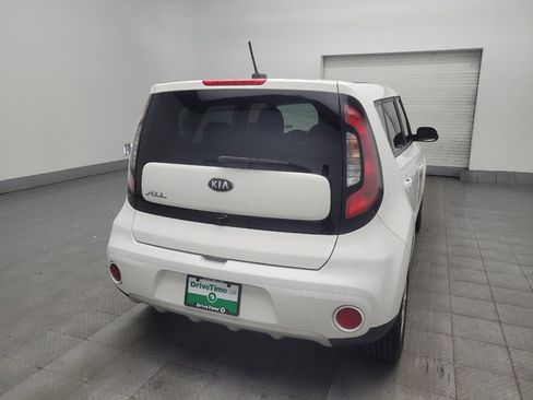 Used 2019 Kia Soul + FWD image 7