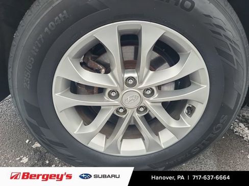 Used 2019 Hyundai Santa Fe SE image 21