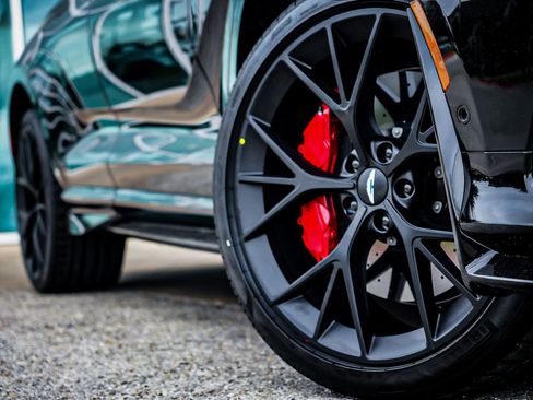 New 2025 Aston Martin DBX 707 AWD/4WD image 2