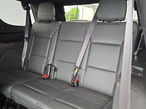Used 2024 Chevrolet Tahoe LT AWD/4WD image 15