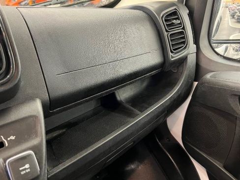 Used 2023 RAM ProMaster 2500 FWD image 18