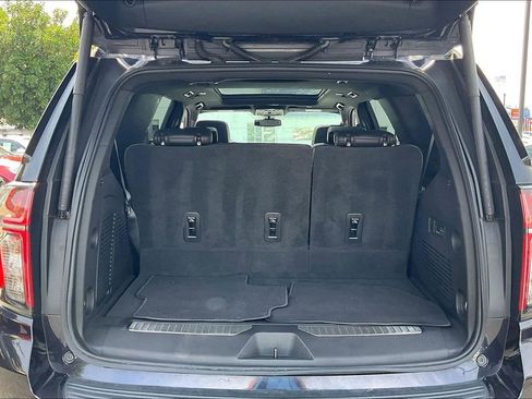 Used 2022 Chevrolet Tahoe Z71 w/ Luxury Package AWD/4WD image 24