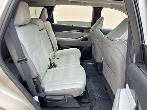 Used 2026 INFINITI QX60 Luxe w/ Cargo Package FWD image 40