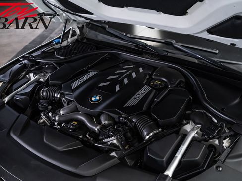 Used 2022 BMW 750i xDrive AWD/4WD image 50