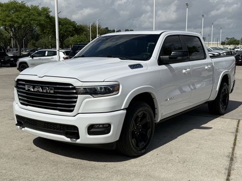 Used 2025 RAM 1500 Laramie w/ Laramie Southwest Edition image 8