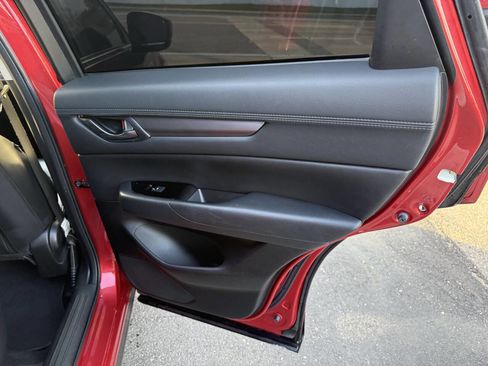 Used 2018 MAZDA CX-5 Touring w/ Preferred Equipment Package image 10