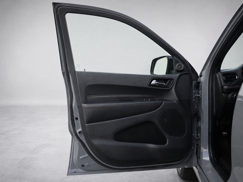 Used 2023 Dodge Durango GT RWD image 25