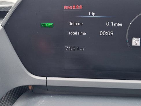 Used 2024 Toyota bZ4X XLE image 29