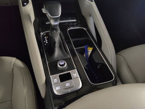 Used 2022 Kia Telluride EX FWD image 26