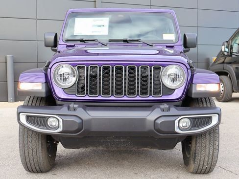 New 2026 Jeep Gladiator Mojave AWD/4WD image 7