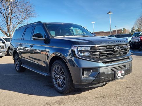 New 2026 Ford Expedition Max Platinum w/ Stealth Appearance Package image 4