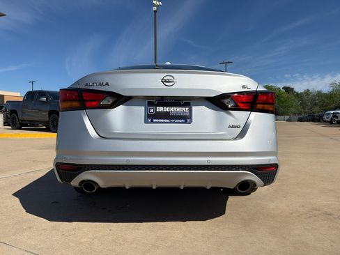 Used 2023 Nissan Altima 2.5 SL AWD/4WD image 8
