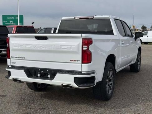 Used 2024 Chevrolet Silverado 1500 RST AWD/4WD image 5