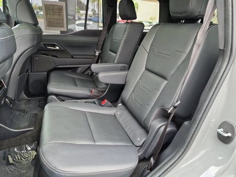 Used 2024 Lexus GX 550 w/ Accessory Package (2T) AWD/4WD image 30