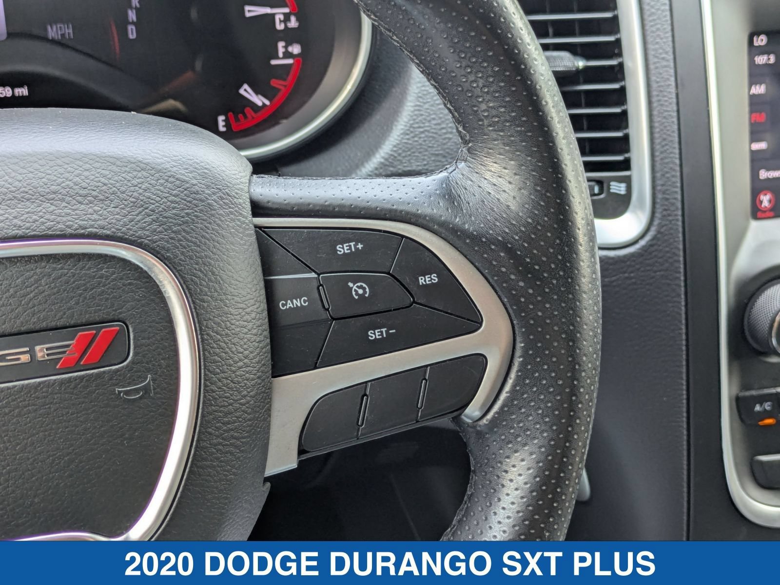 Used 2020 Dodge Durango SXT AWD/4WD image 18