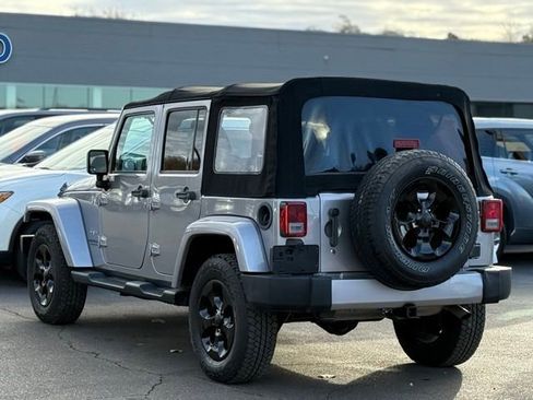 Used 2016 Jeep Wrangler Unlimited Sahara w/ Connectivity Group image 34