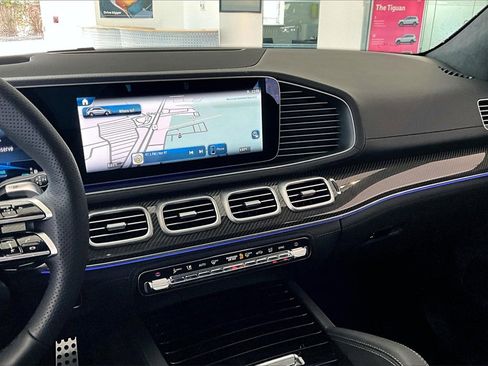 New 2025 Mercedes-Benz GLE 63 AMG S image 7